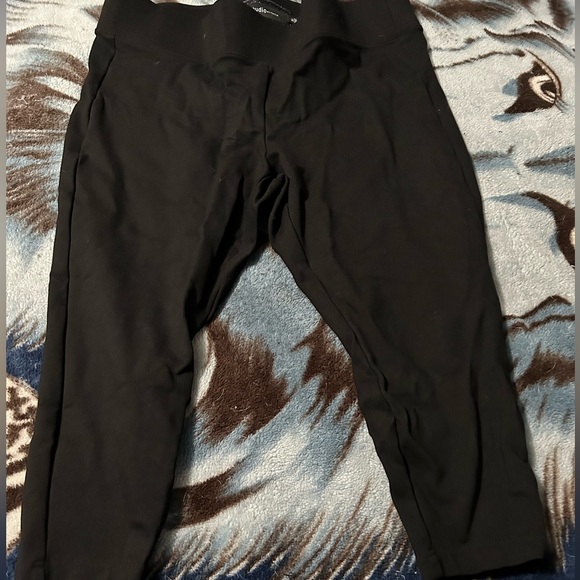 Exercise type pants - Picture 4 of 4